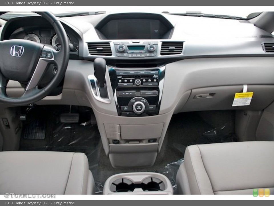 Gray Interior Dashboard for the 2013 Honda Odyssey EX-L #71872602