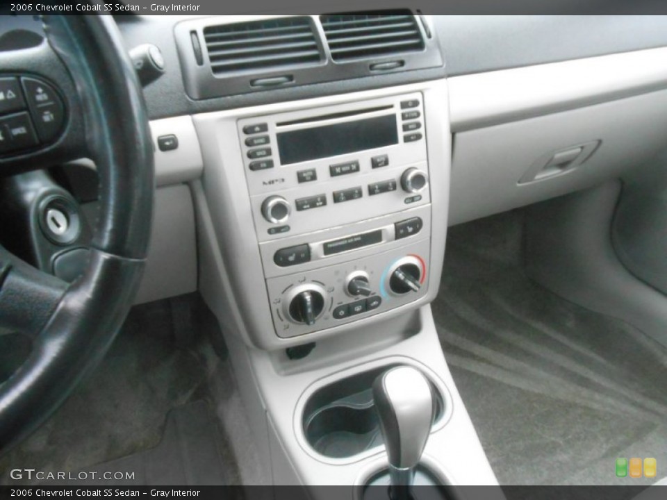 Gray Interior Controls for the 2006 Chevrolet Cobalt SS Sedan #71873712