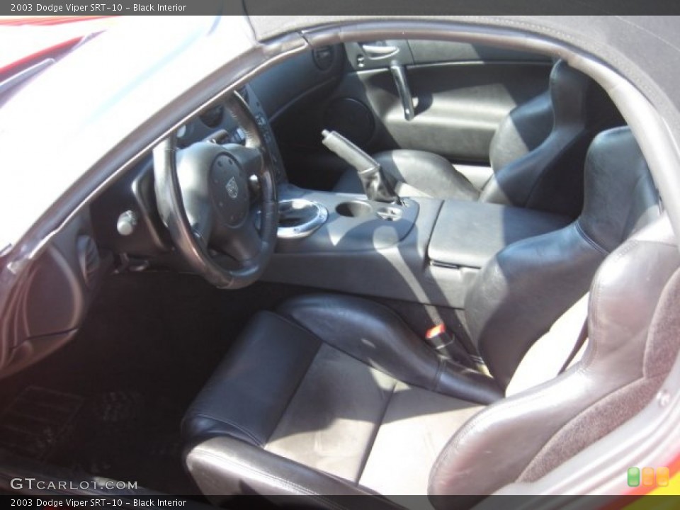 Black Interior Photo for the 2003 Dodge Viper SRT-10 #71879582