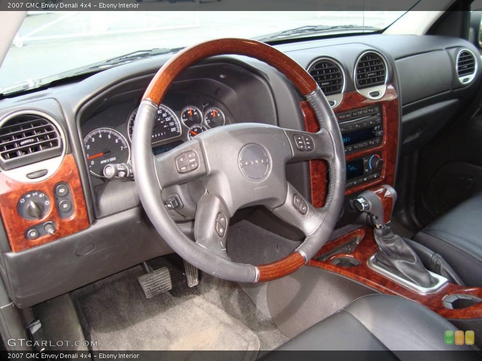 Ebony Interior Dashboard for the 2007 GMC Envoy Denali 4x4 #7188622