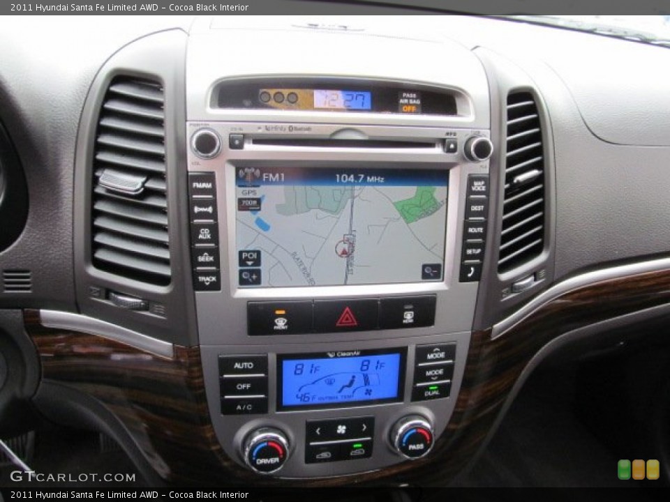 Cocoa Black Interior Navigation for the 2011 Hyundai Santa Fe Limited AWD #71901573