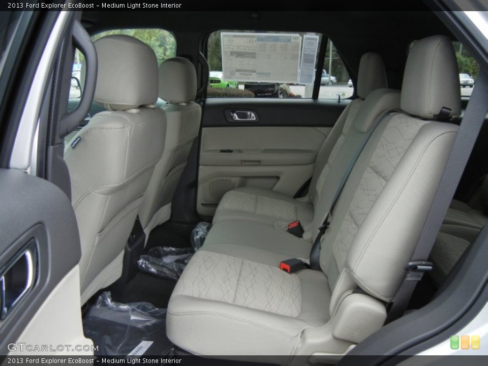 Medium Light Stone Interior Photo for the 2013 Ford Explorer EcoBoost #71917434