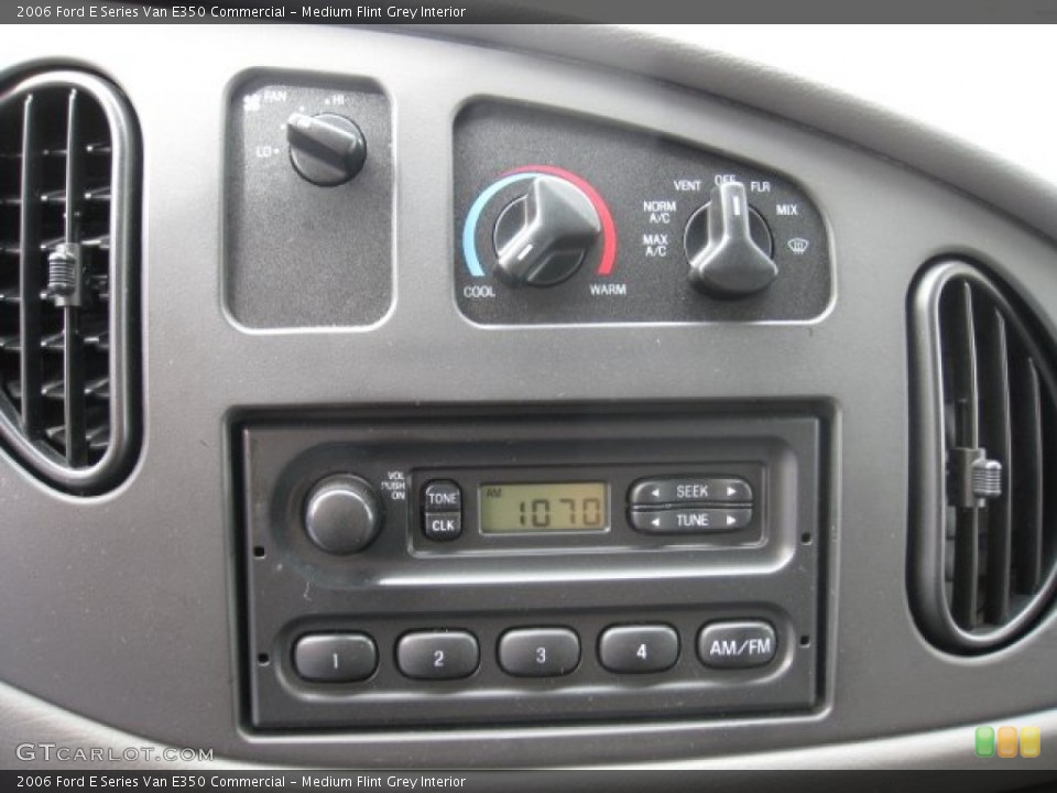 Medium Flint Grey Interior Controls for the 2006 Ford E Series Van E350 Commercial #71919075