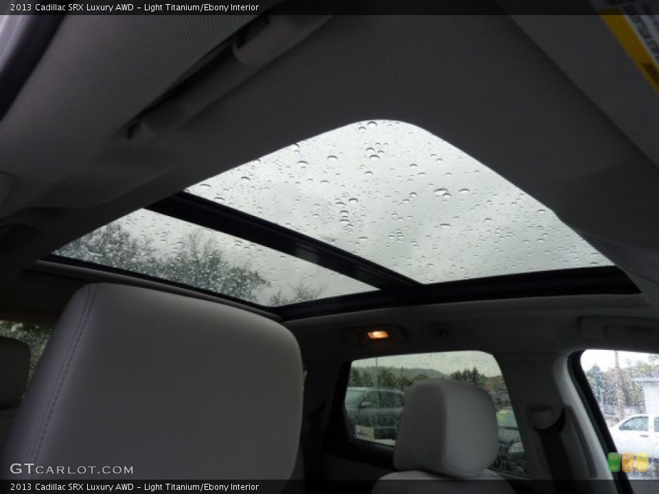 Light Titanium/Ebony Interior Sunroof for the 2013 Cadillac SRX Luxury AWD #71933976