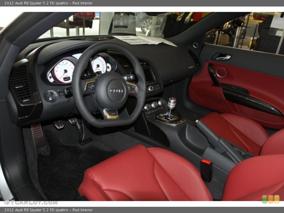 Red 2012 Audi R8 Interiors