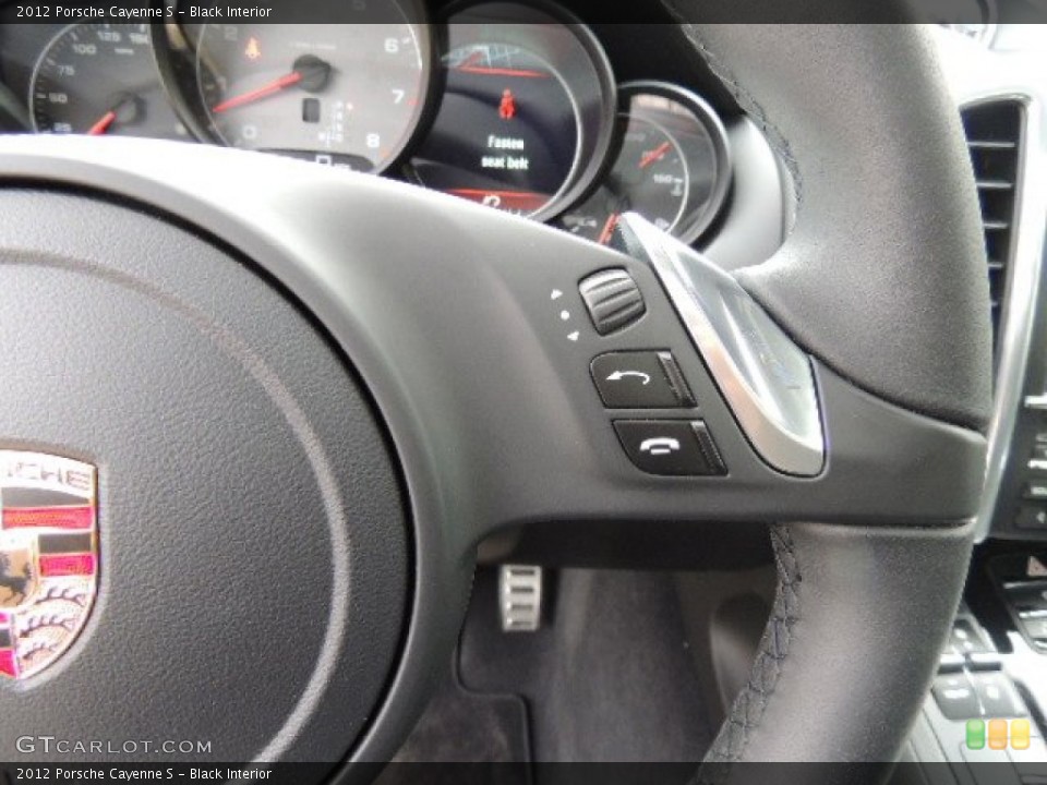 Black Interior Controls for the 2012 Porsche Cayenne S #71960410