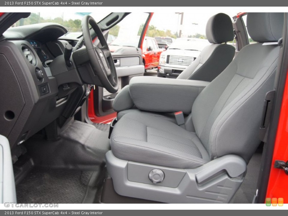 Steel Gray Interior Photo for the 2013 Ford F150 STX SuperCab 4x4 #71963398
