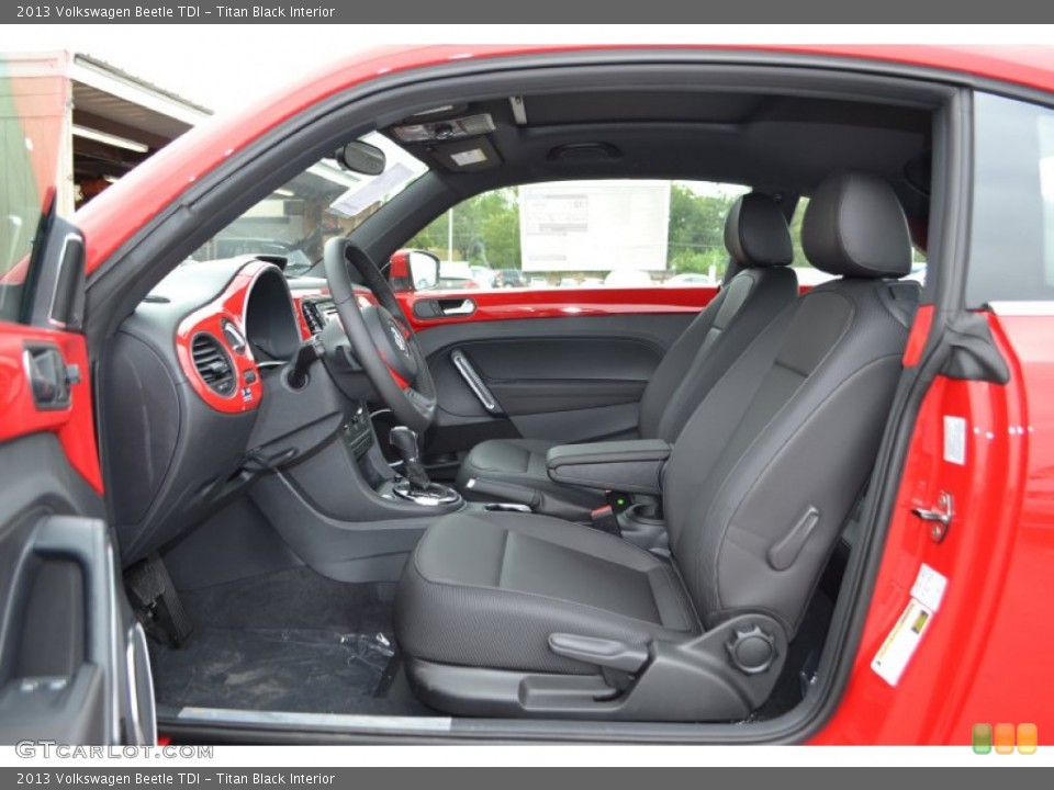 Titan Black Interior Photo for the 2013 Volkswagen Beetle TDI #71997727