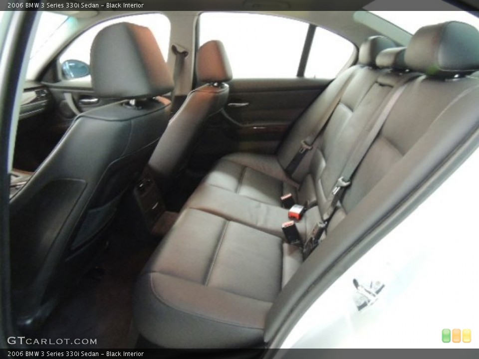 Black Interior Rear Seat for the 2006 BMW 3 Series 330i Sedan #72002388