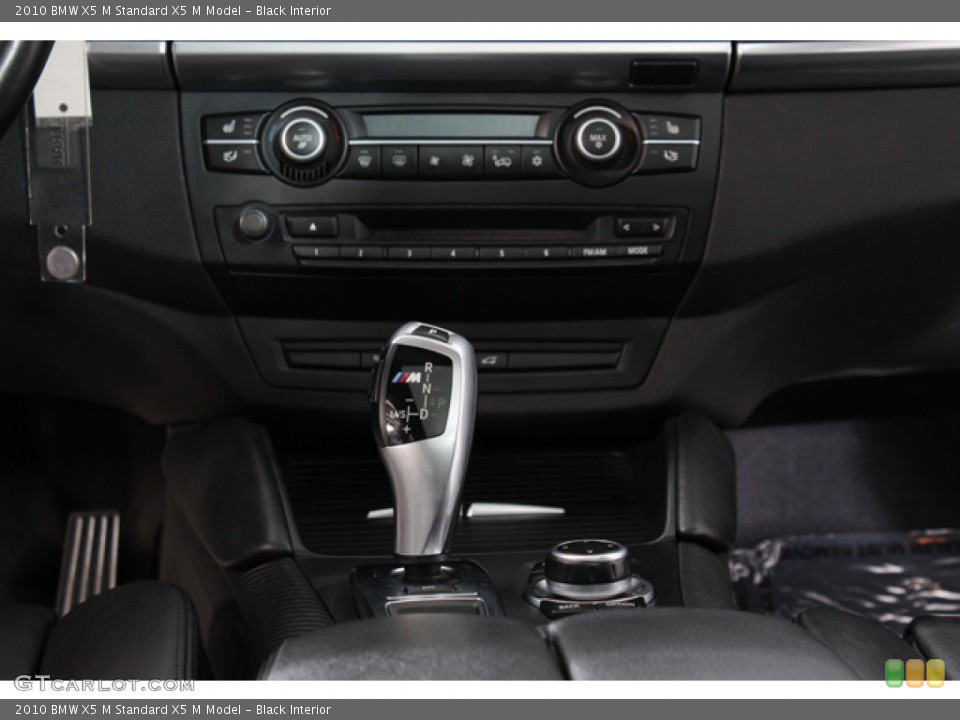 Black Interior Controls for the 2010 BMW X5 M  #72012507