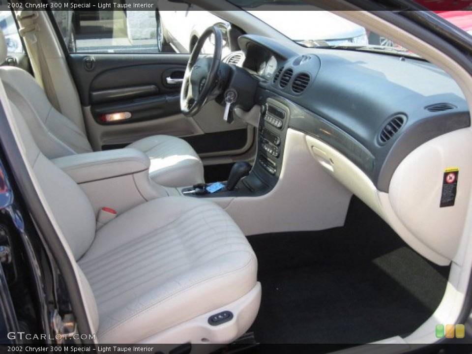 Light Taupe Interior Photo for the 2002 Chrysler 300 M Special #72016812