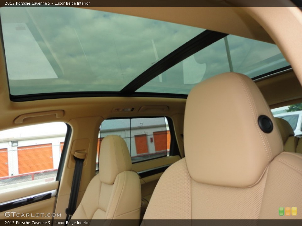 Luxor Beige Interior Sunroof for the 2013 Porsche Cayenne S #72022782