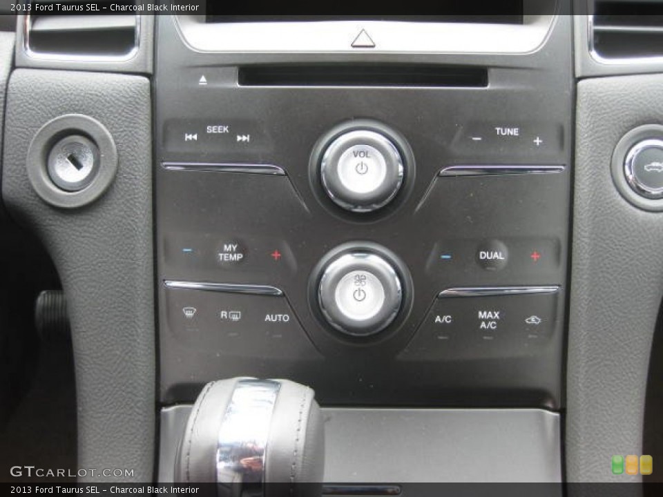 Charcoal Black Interior Controls for the 2013 Ford Taurus SEL #72023946