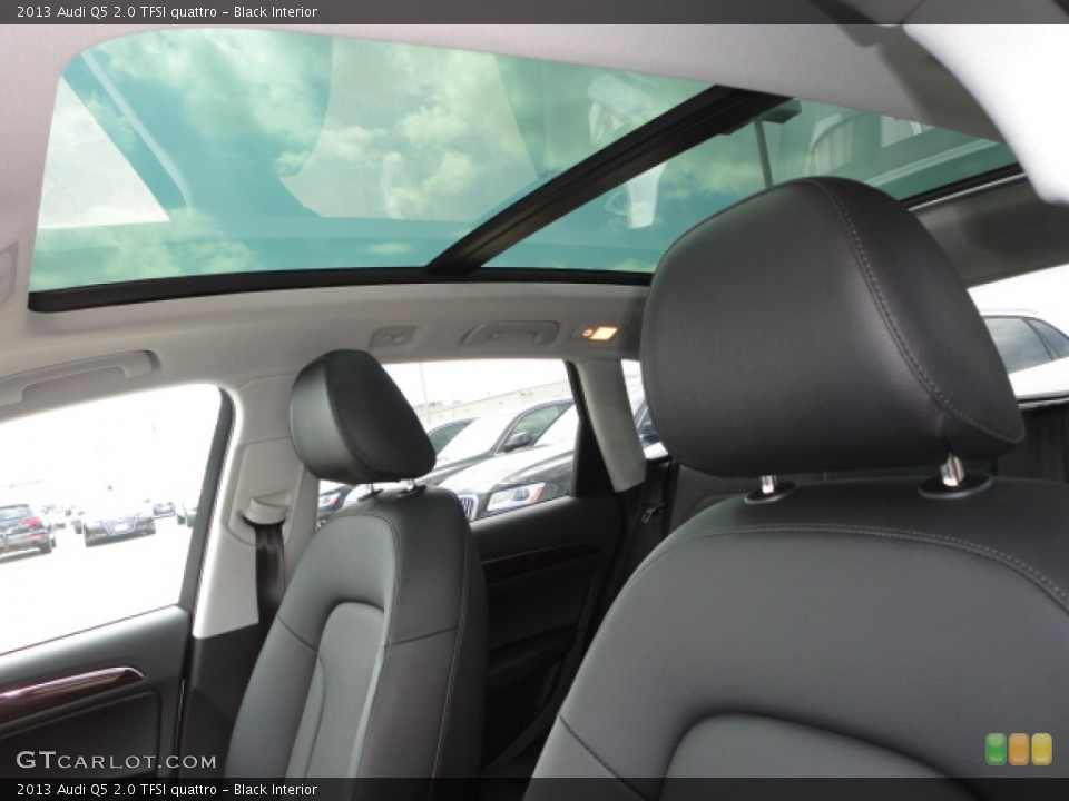 Black Interior Sunroof for the 2013 Audi Q5 2.0 TFSI quattro #72025839
