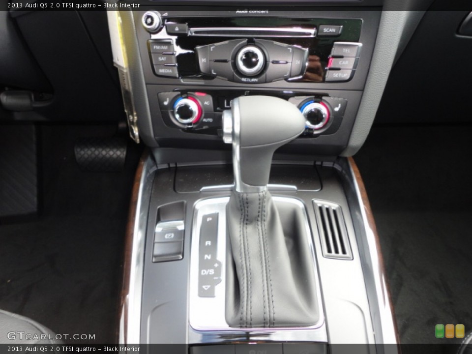 Black Interior Transmission for the 2013 Audi Q5 2.0 TFSI quattro #72025908