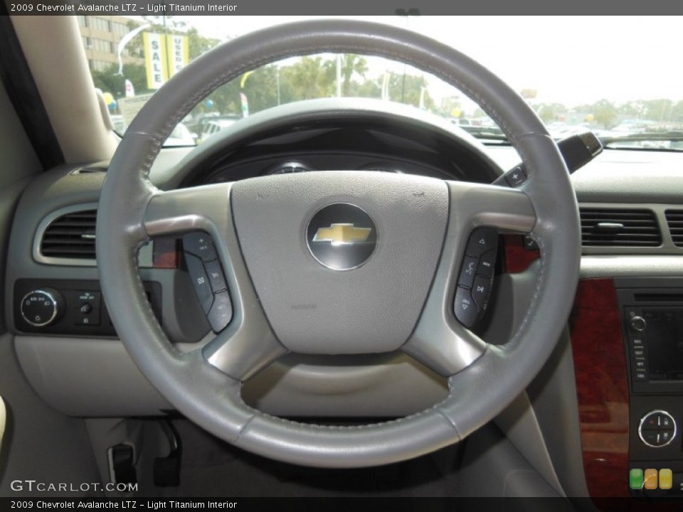 Light Titanium Interior Steering Wheel for the 2009 Chevrolet Avalanche LTZ #72028106