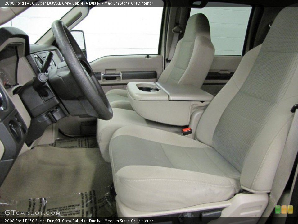Medium Stone Grey Interior Photo for the 2008 Ford F450 Super Duty XL Crew Cab 4x4 Dually #72031233