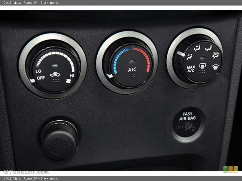 Black Interior Controls for the 2013 Nissan Rogue SV #72042049