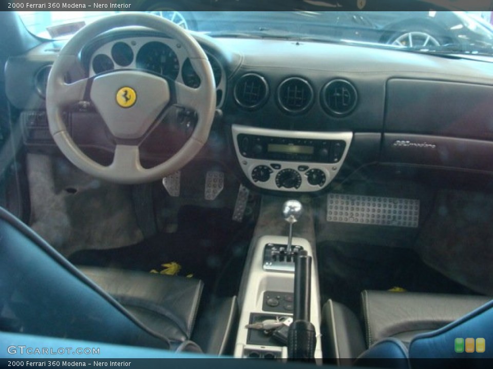 Nero Interior Dashboard for the 2000 Ferrari 360 Modena #72042382
