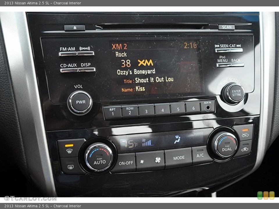 Charcoal Interior Controls for the 2013 Nissan Altima 2.5 SL #72043303