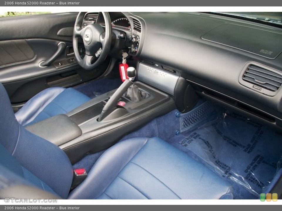 Blue Interior Dashboard for the 2006 Honda S2000 Roadster #72043657