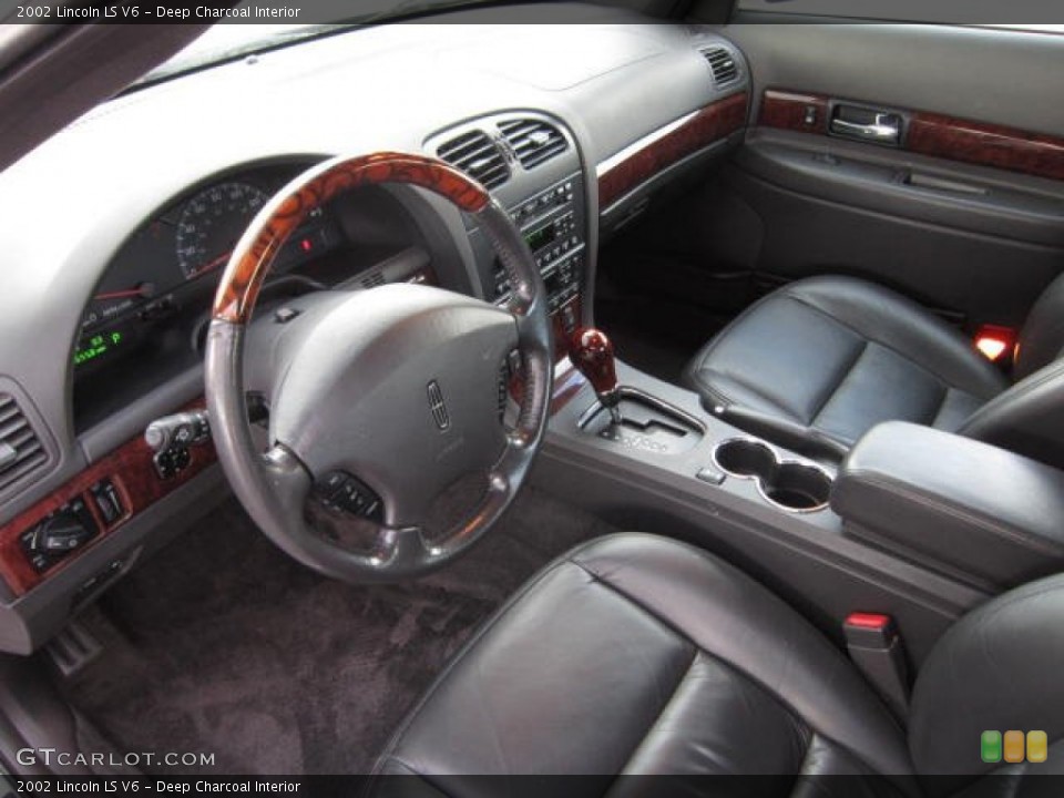 Deep Charcoal Interior Photo for the 2002 Lincoln LS V6 #72048010