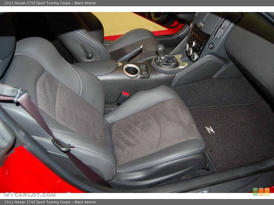 Black Interior Photo for the 2011 Nissan 370Z Sport Touring Coupe #72060559