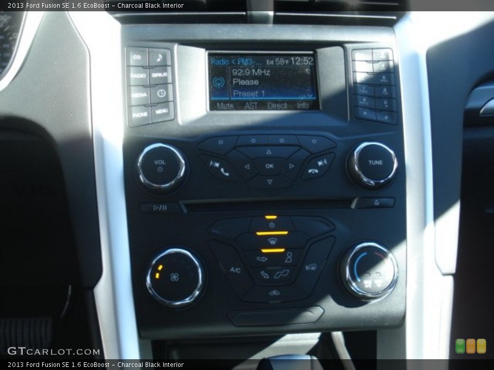 Charcoal Black Interior Controls for the 2013 Ford Fusion SE 1.6 EcoBoost #72091462