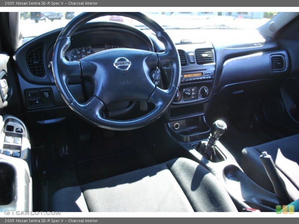 Charcoal 2005 Nissan Sentra Interiors