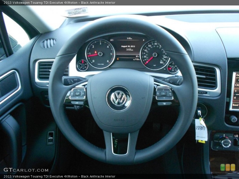 Black Anthracite Interior Steering Wheel for the 2013 Volkswagen Touareg TDI Executive 4XMotion #72092029