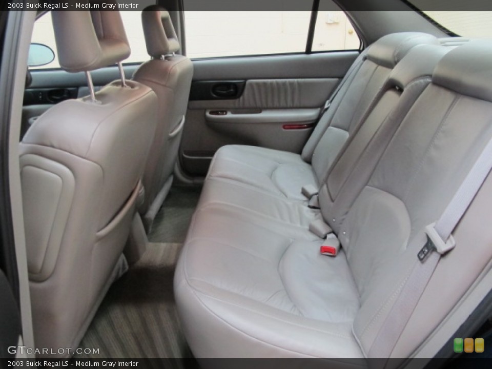 Medium Gray Interior Rear Seat for the 2003 Buick Regal LS #72110898