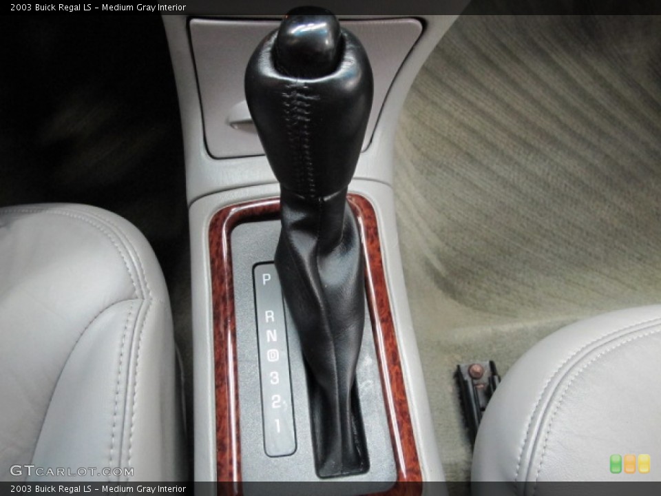 Medium Gray Interior Transmission for the 2003 Buick Regal LS #72111219