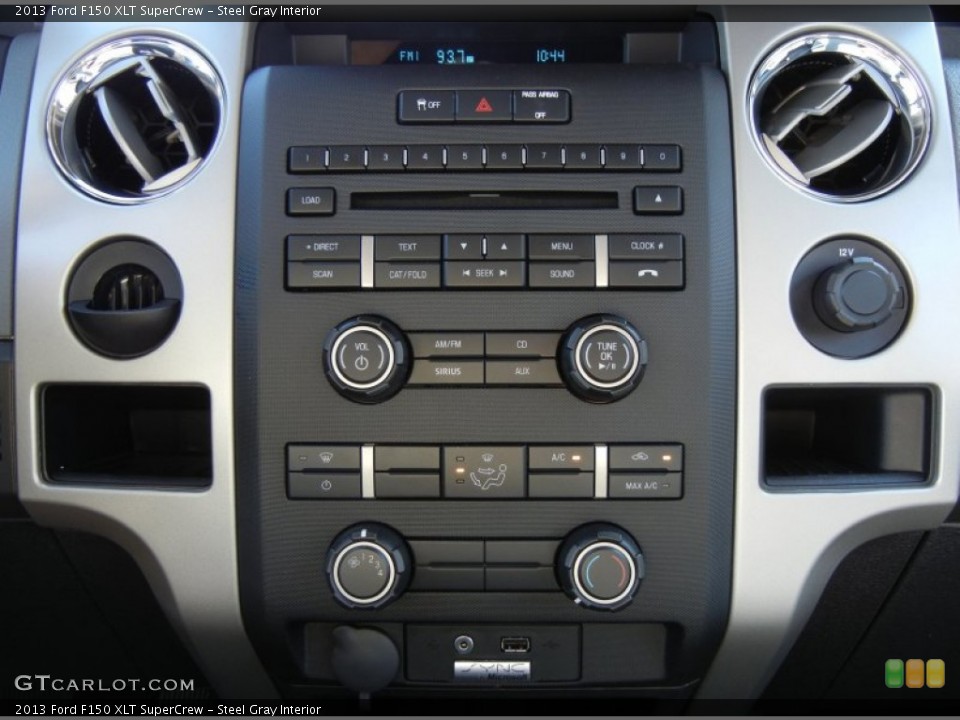 Steel Gray Interior Controls for the 2013 Ford F150 XLT SuperCrew #72125712
