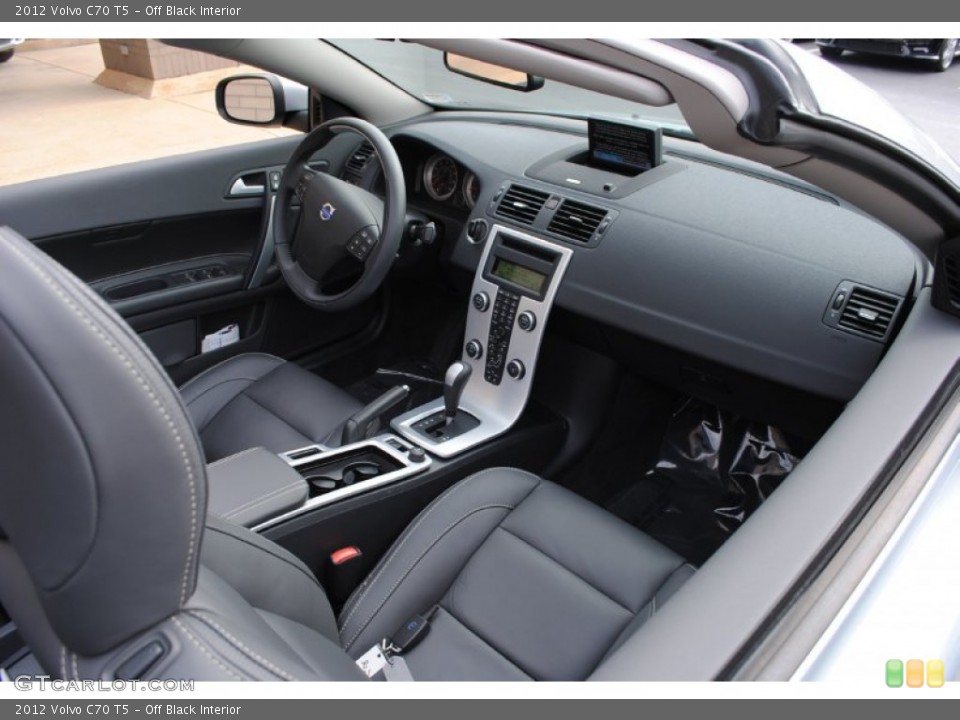 Off Black Interior Dashboard for the 2012 Volvo C70 T5 #72127362