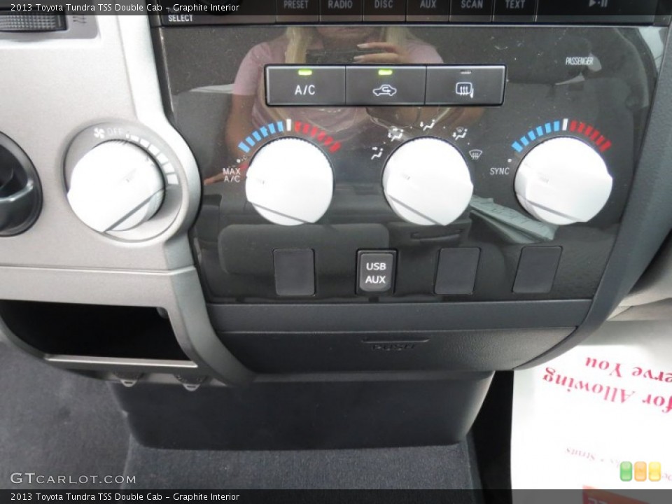 Graphite Interior Controls for the 2013 Toyota Tundra TSS Double Cab #72128640