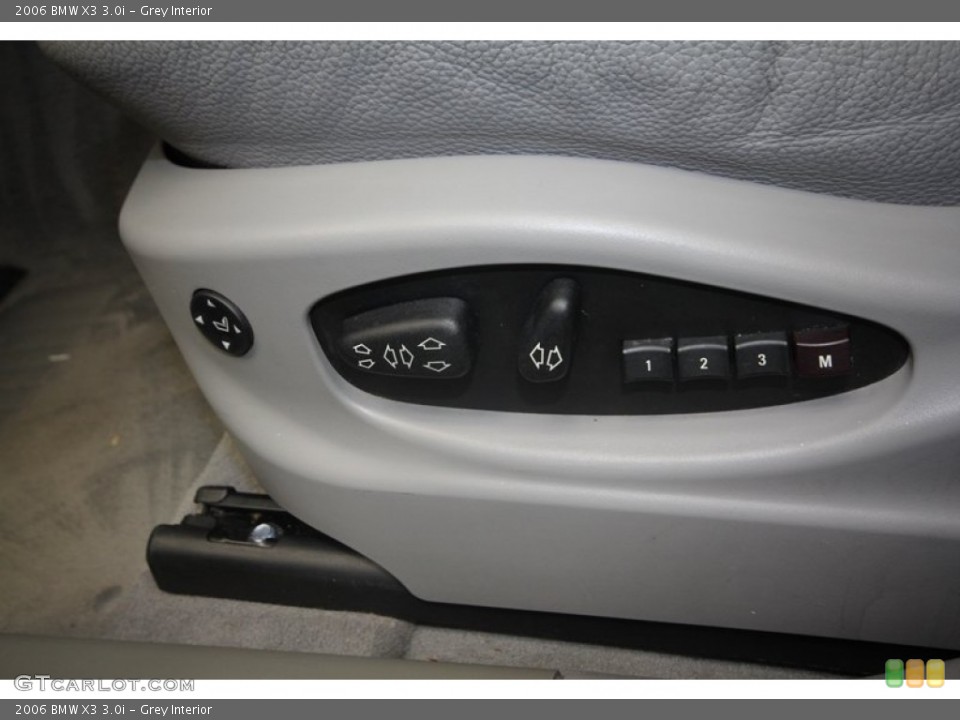 Grey Interior Controls for the 2006 BMW X3 3.0i #72134355