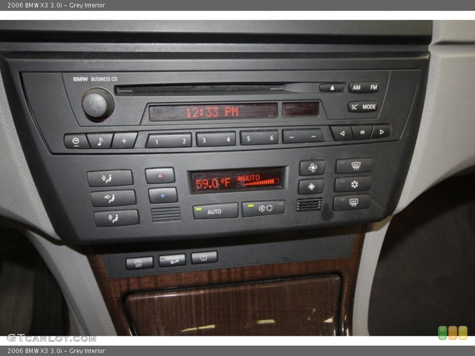 Grey Interior Controls for the 2006 BMW X3 3.0i #72134424