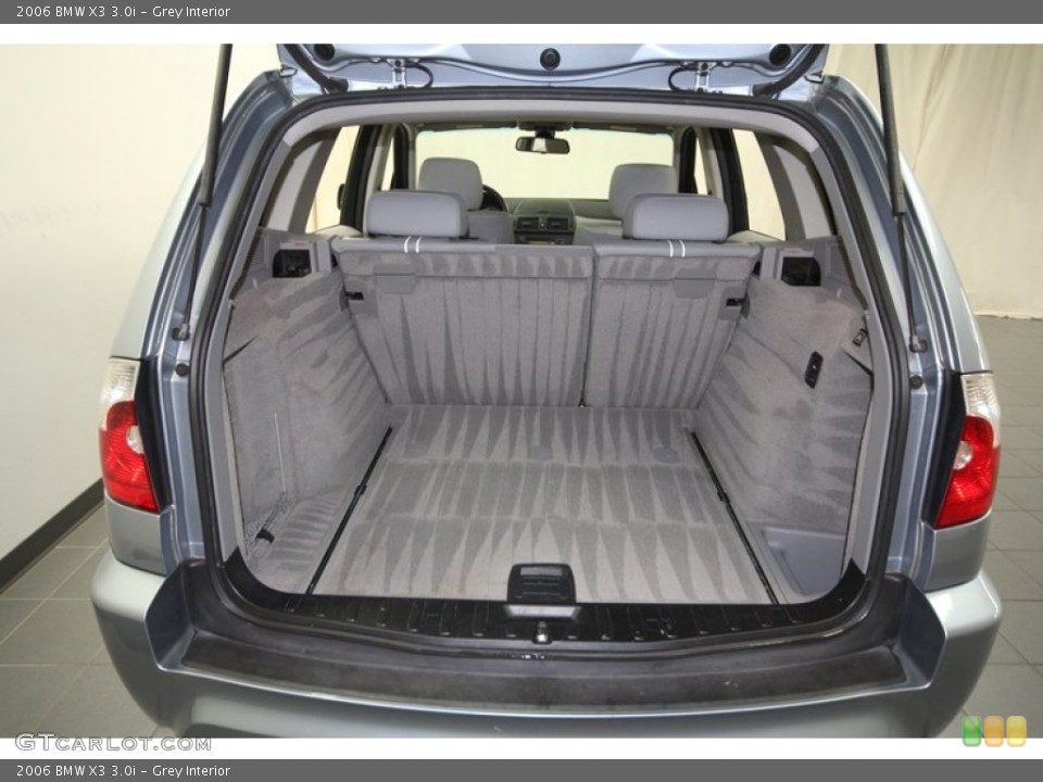 Grey Interior Trunk for the 2006 BMW X3 3.0i #72134637