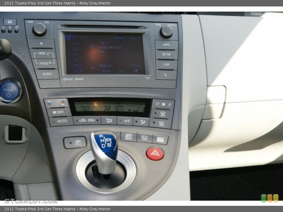 Misty Gray Interior Controls for the 2012 Toyota Prius 3rd Gen Three Hybrid #72138243