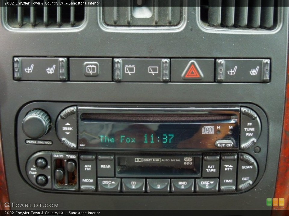 Sandstone Interior Audio System for the 2002 Chrysler Town & Country LXi #72141810