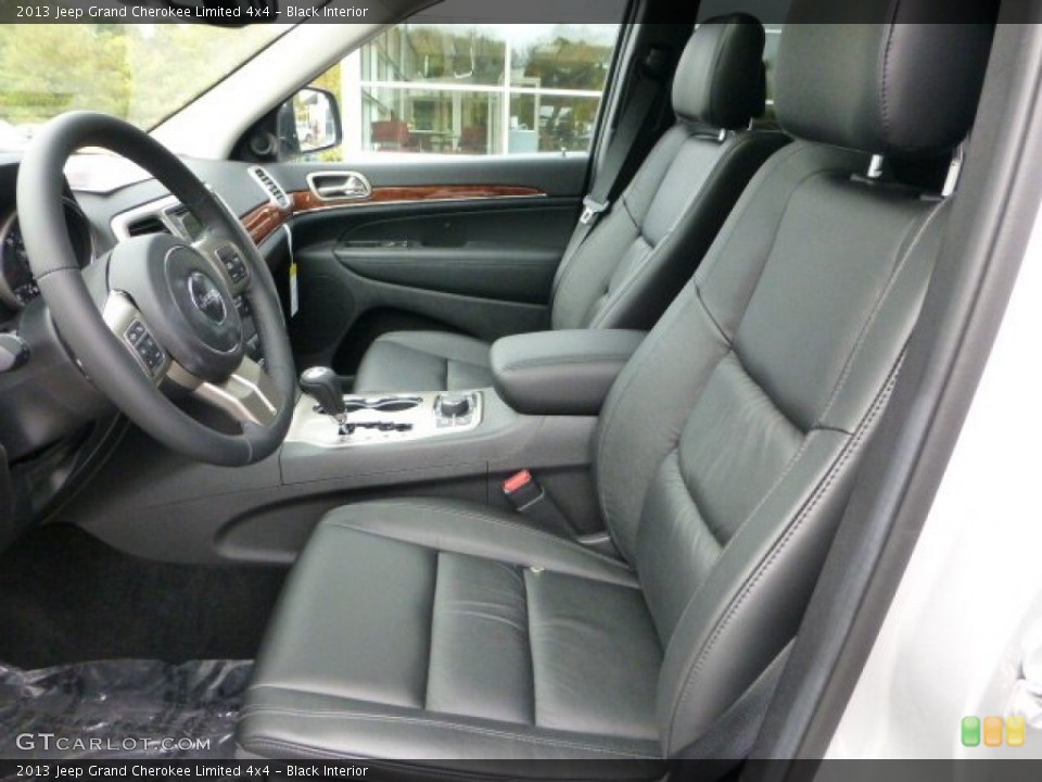 Black Interior Photo for the 2013 Jeep Grand Cherokee Limited 4x4 #72162438