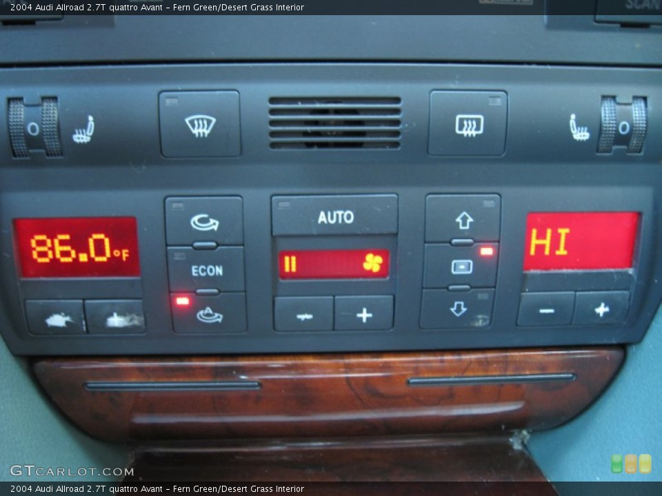 Fern Green/Desert Grass Interior Controls for the 2004 Audi Allroad 2.7T quattro Avant #72187761