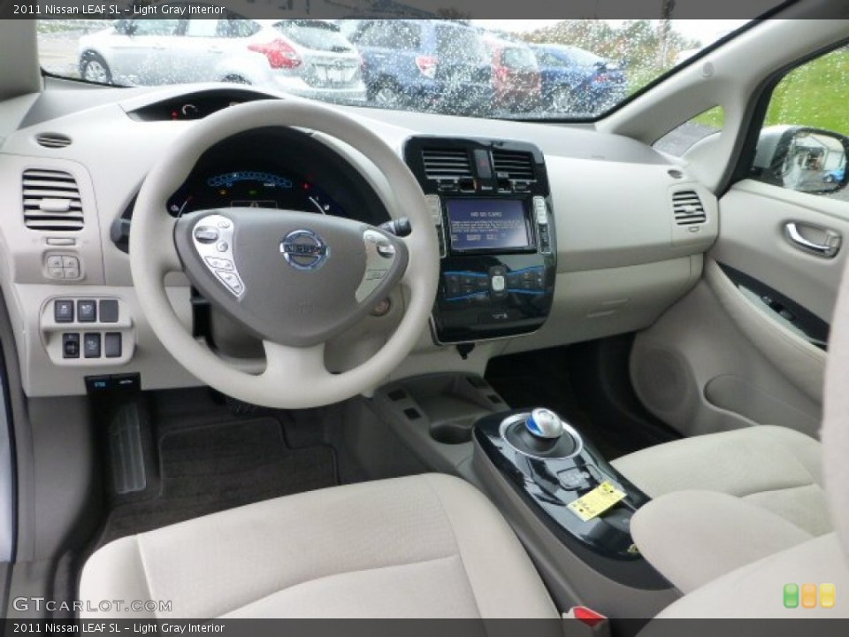 Light Gray Interior Prime Interior for the 2011 Nissan LEAF SL #72205076