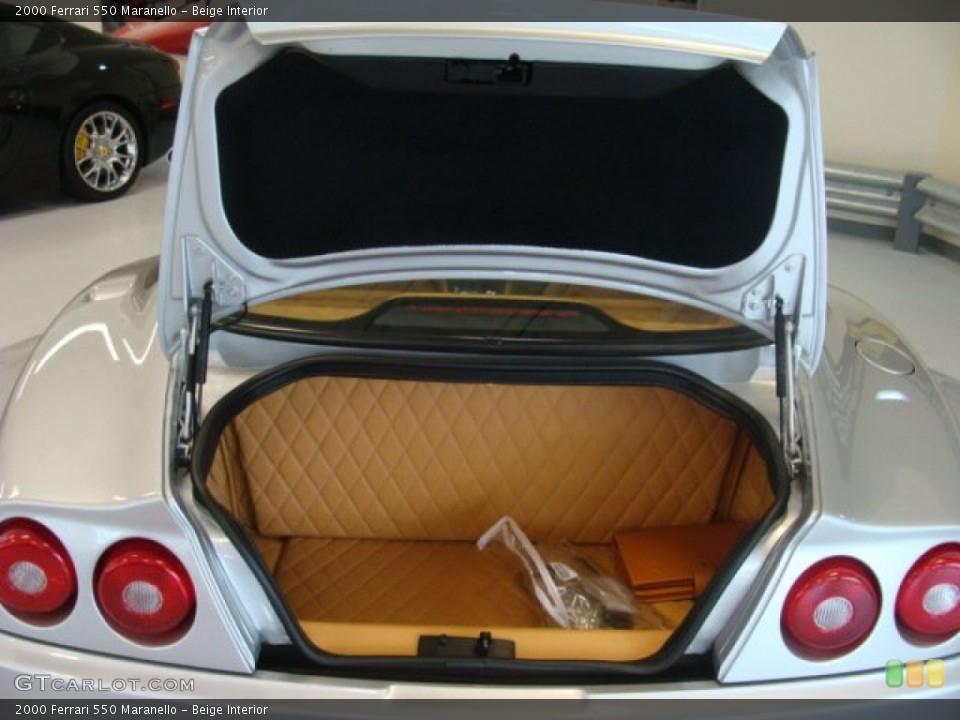 Beige Interior Trunk for the 2000 Ferrari 550 Maranello #72210532