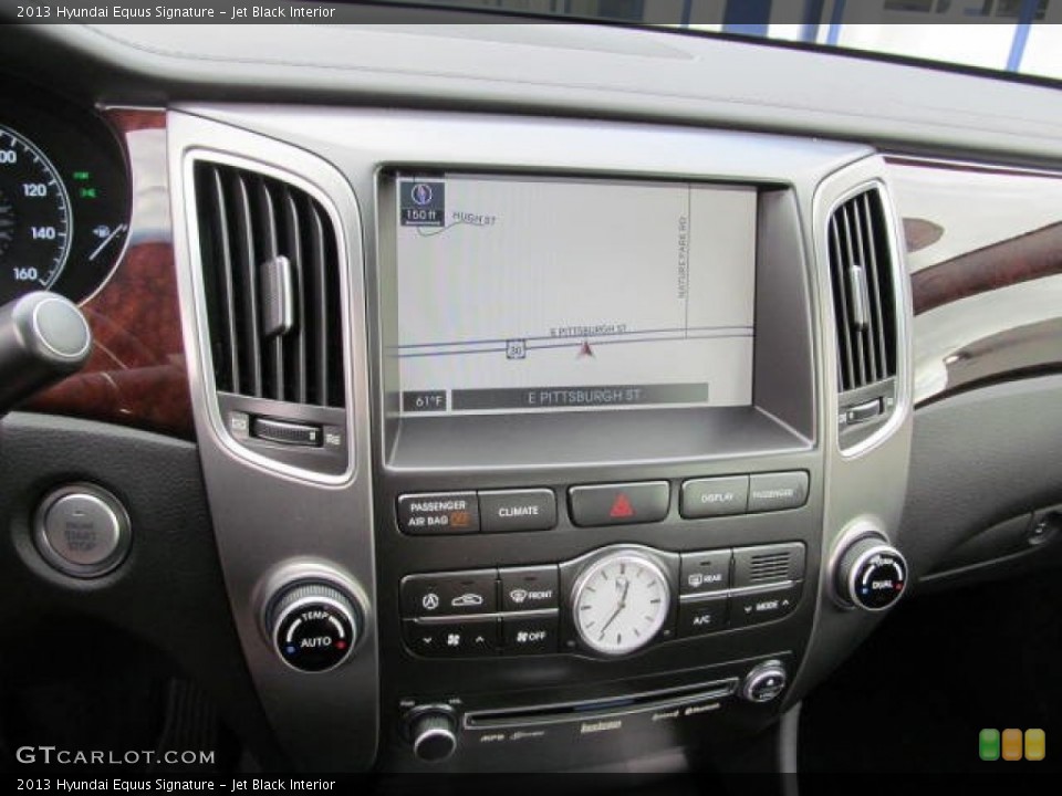 Jet Black Interior Navigation for the 2013 Hyundai Equus Signature #72229468