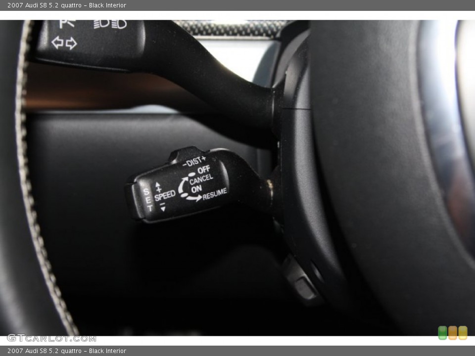 Black Interior Controls for the 2007 Audi S8 5.2 quattro #72232490