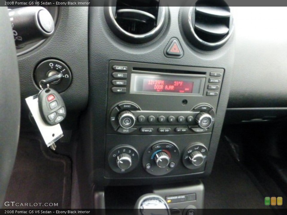 Ebony Black Interior Controls for the 2008 Pontiac G6 V6 Sedan #72240164