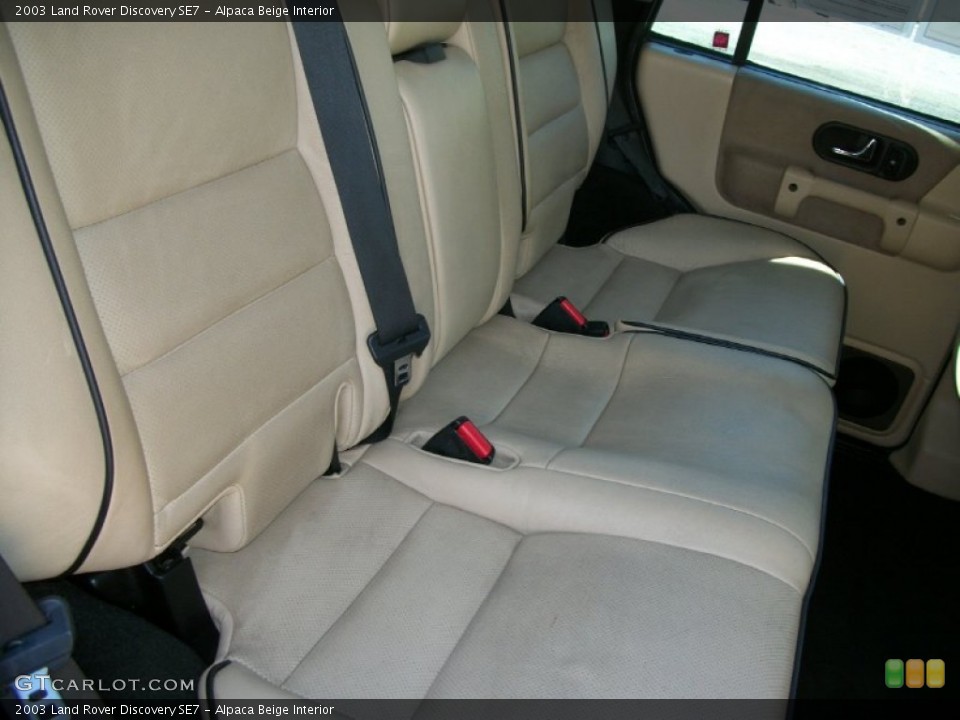 Alpaca Beige Interior Rear Seat for the 2003 Land Rover Discovery SE7 #72240632