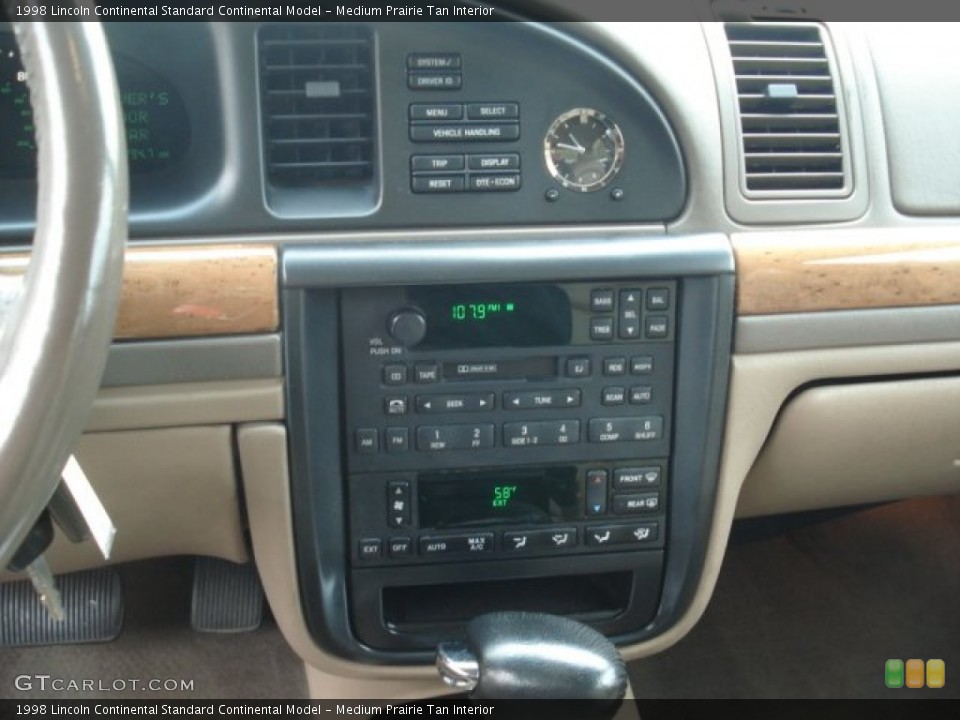 Medium Prairie Tan Interior Controls for the 1998 Lincoln Continental  #72244166