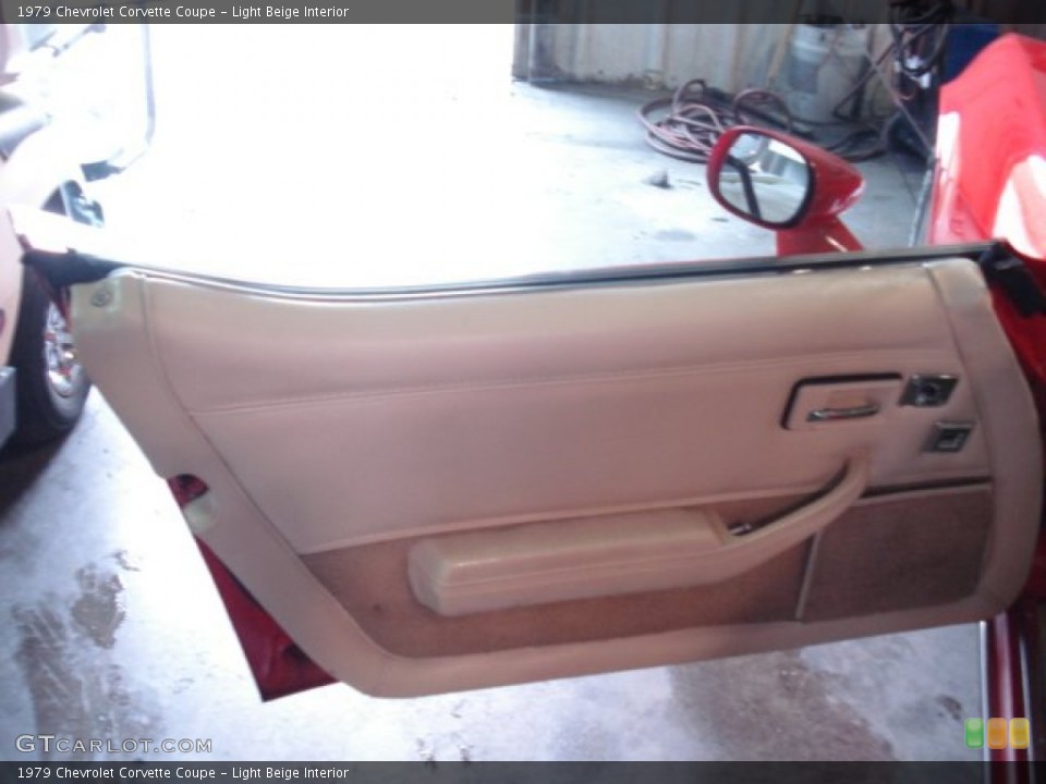Light Beige Interior Door Panel for the 1979 Chevrolet Corvette Coupe #72244796